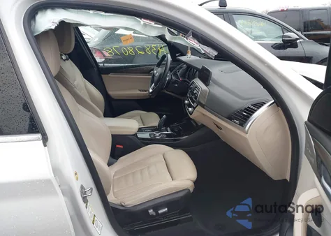 2021 BMW X3 xDrive30I z USA, uszkodzony, nr VIN 5UXTY5C07M9H46320